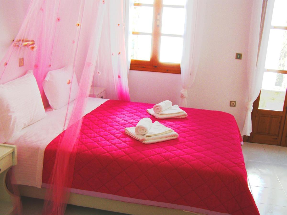 Elena Studios & Apartments Пісо-Ліваді Екстер'єр фото